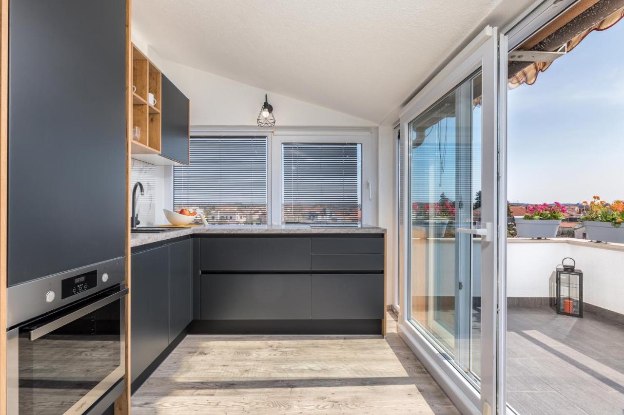Apartman Nina Fazana Exterior photo